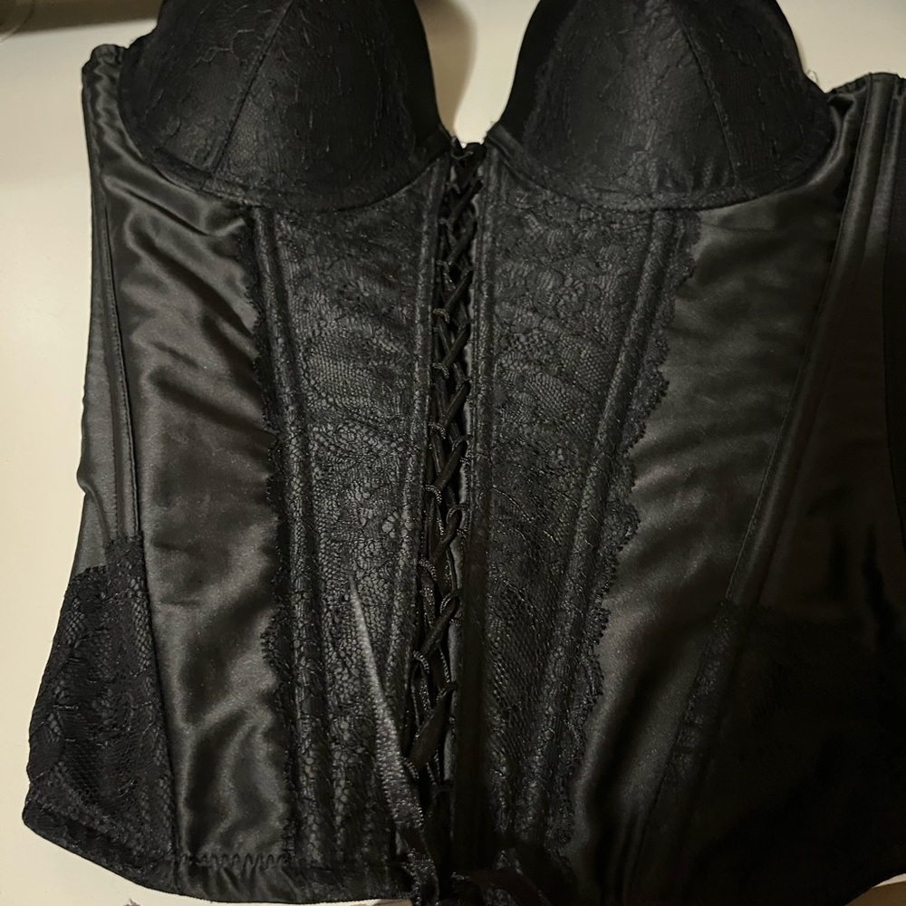 Strapless push up corset
